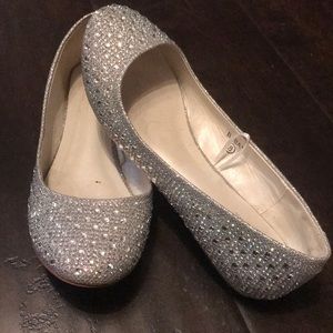 David’s Bridal Silver Rhinestone Flats